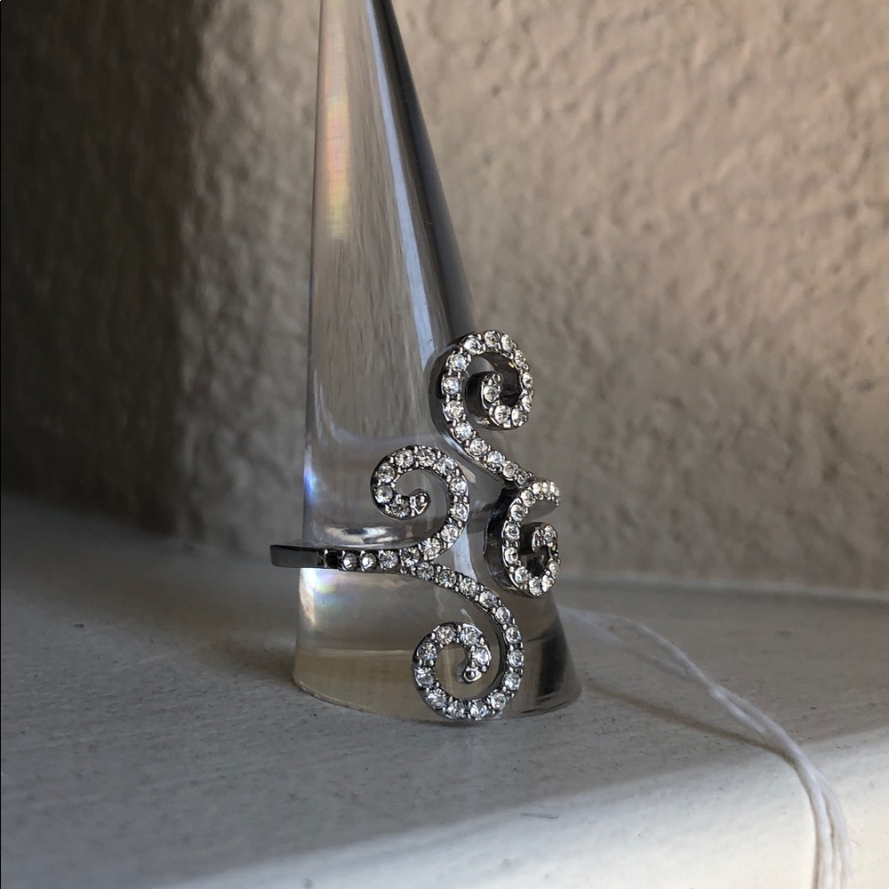 Elegant Silver Swirl Ring with Crystals